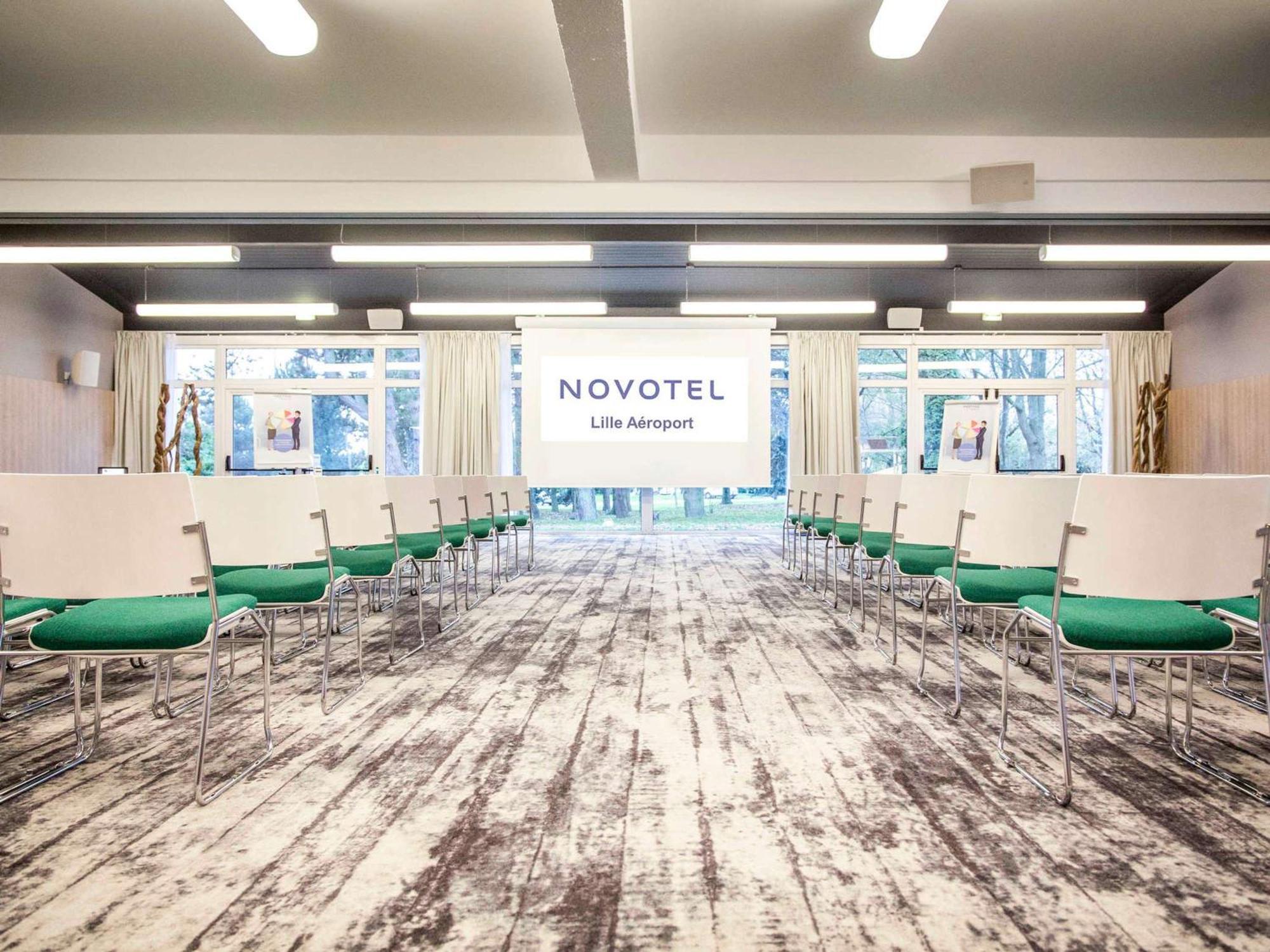Novotel Lille Aeroport 4*